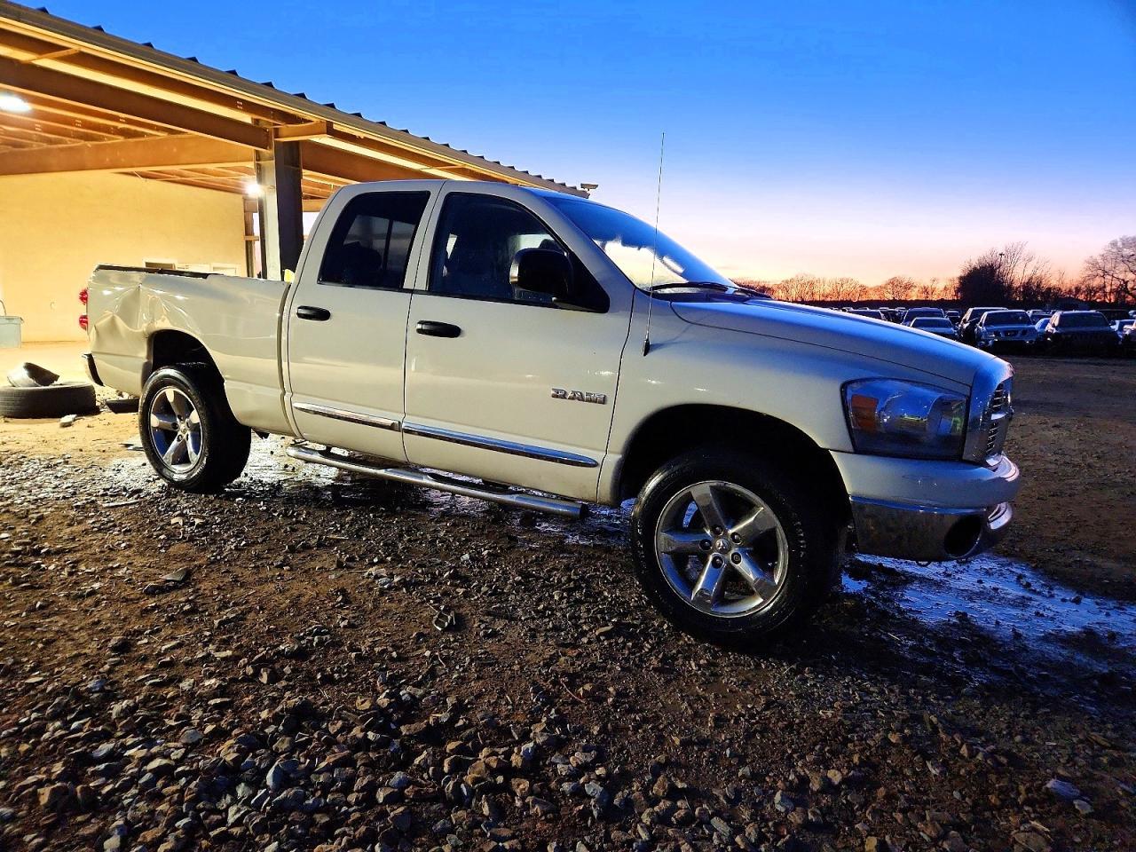 2008 Dodge Ram 1500 St - Image 4