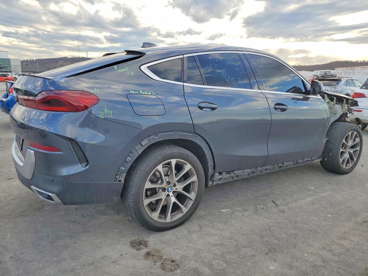 2021 BMW X6 Sdrive 40I - Фото 3
