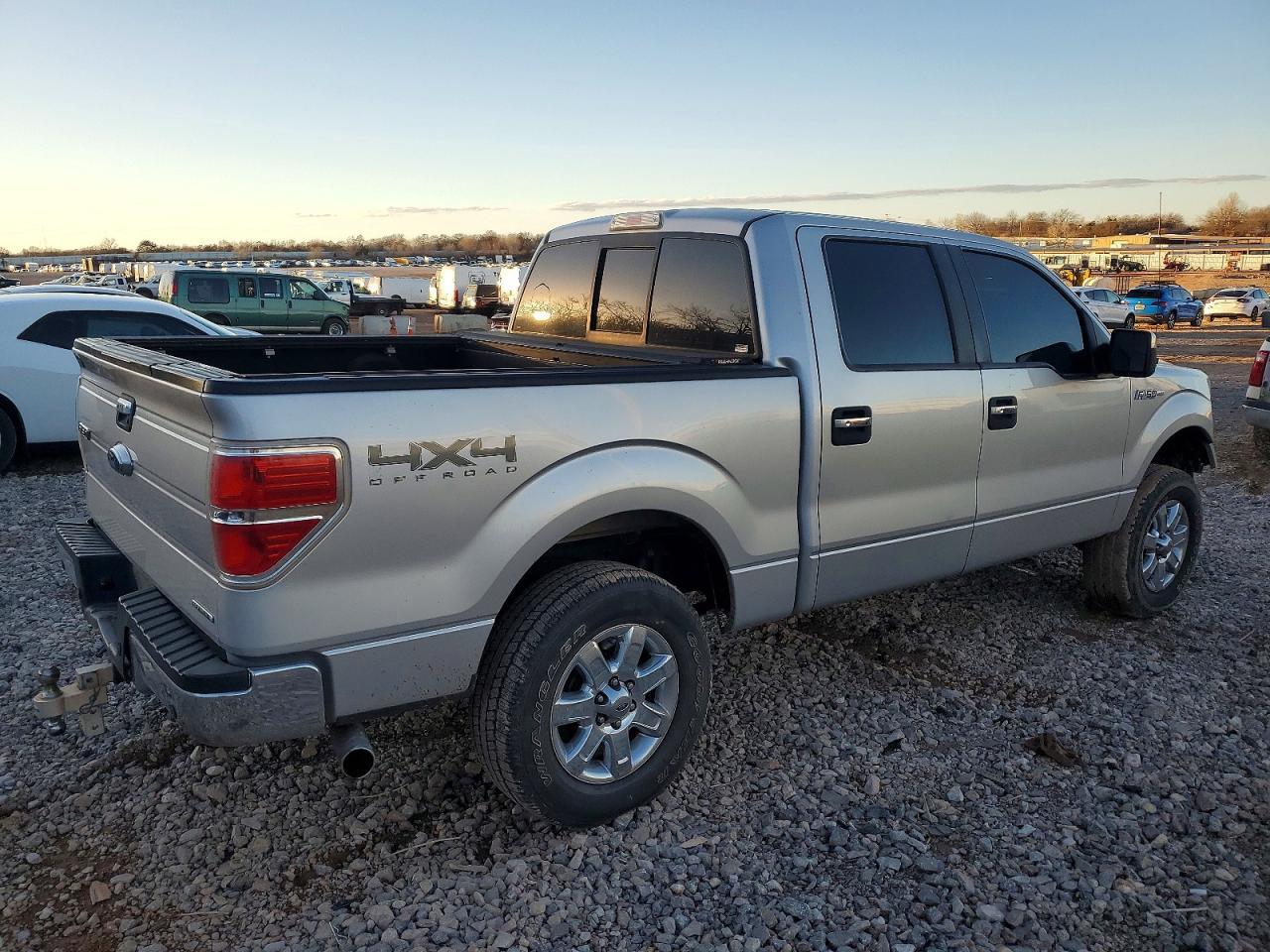 2014 Ford F150 Supercrew - Фото 3