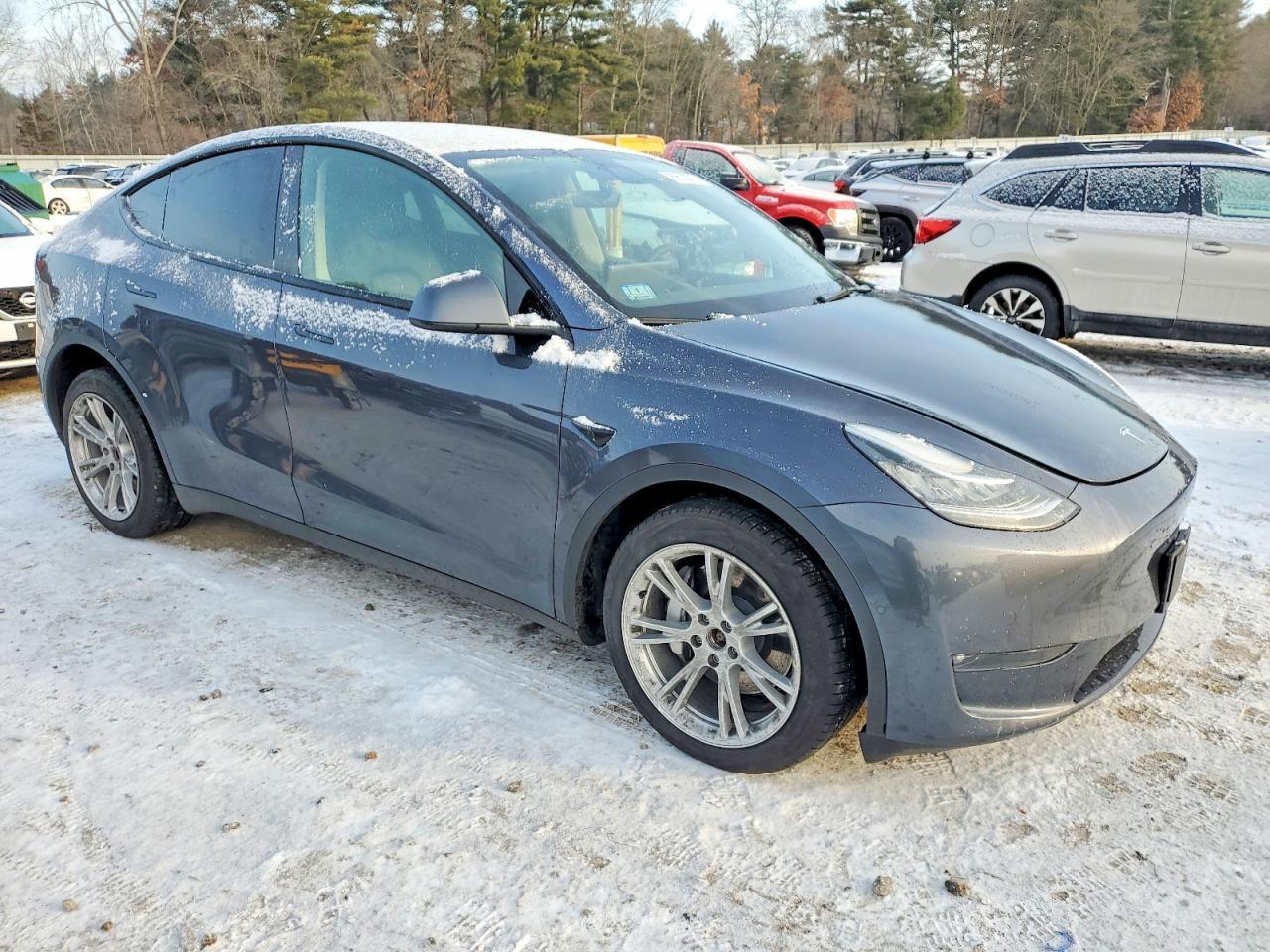 2022 Tesla Model Y - Фото 4