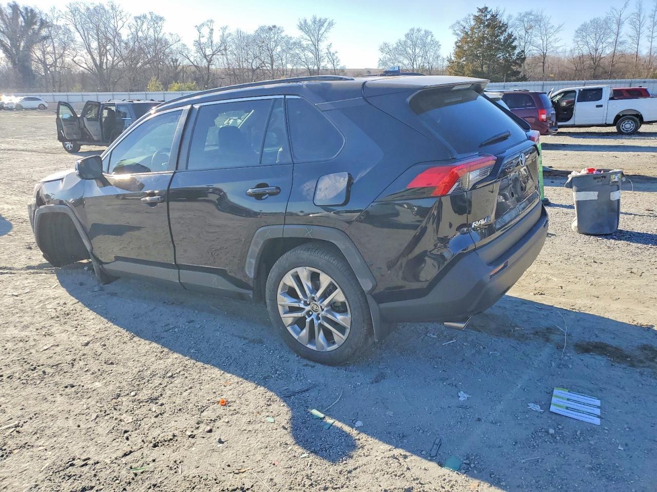 2024 Toyota Rav4 Xle Premium - Фото 2