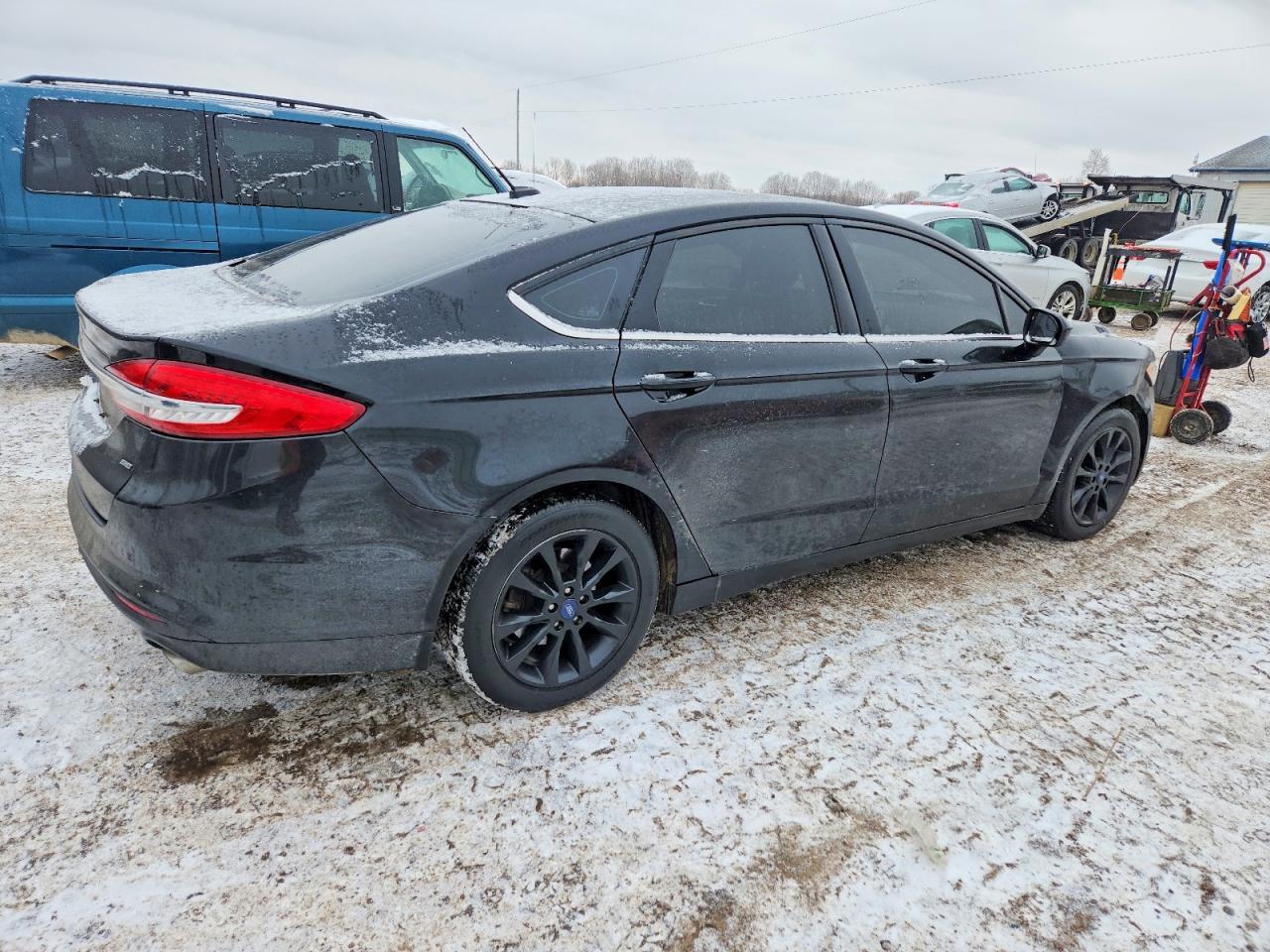 2017 Ford Fusion Se - Фото 3