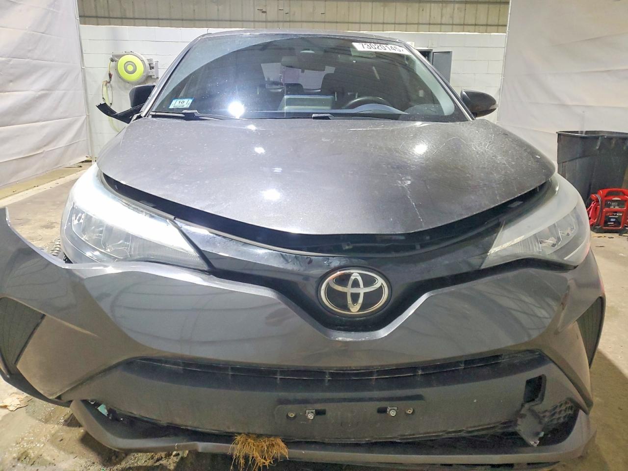 2021 Toyota C-Hr Xle - Image 5