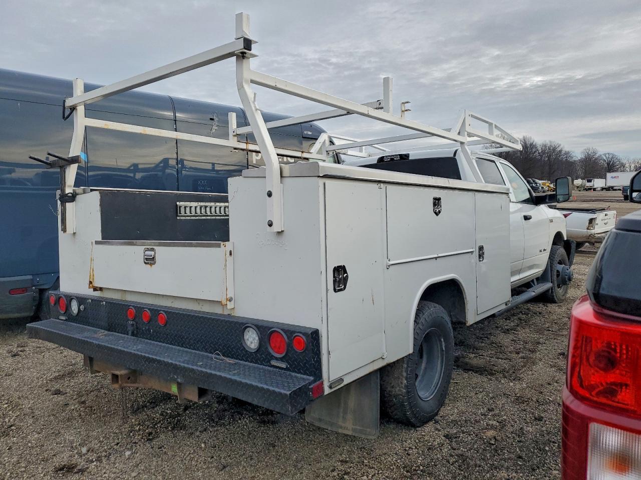 2021 Ram 3500 4Wd Cc - Utility Box - Pri Fleet - Image 3