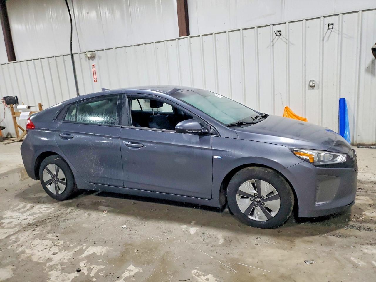 2019 Hyundai Ioniq Blue - Фото 4