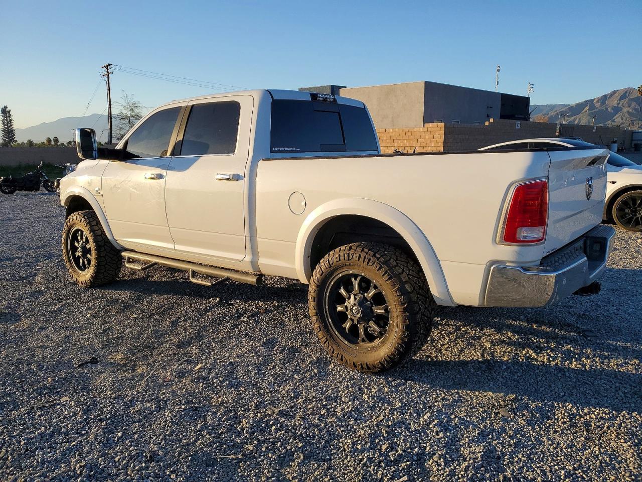 2016 Ram 2500 Longhorn - Фото 2
