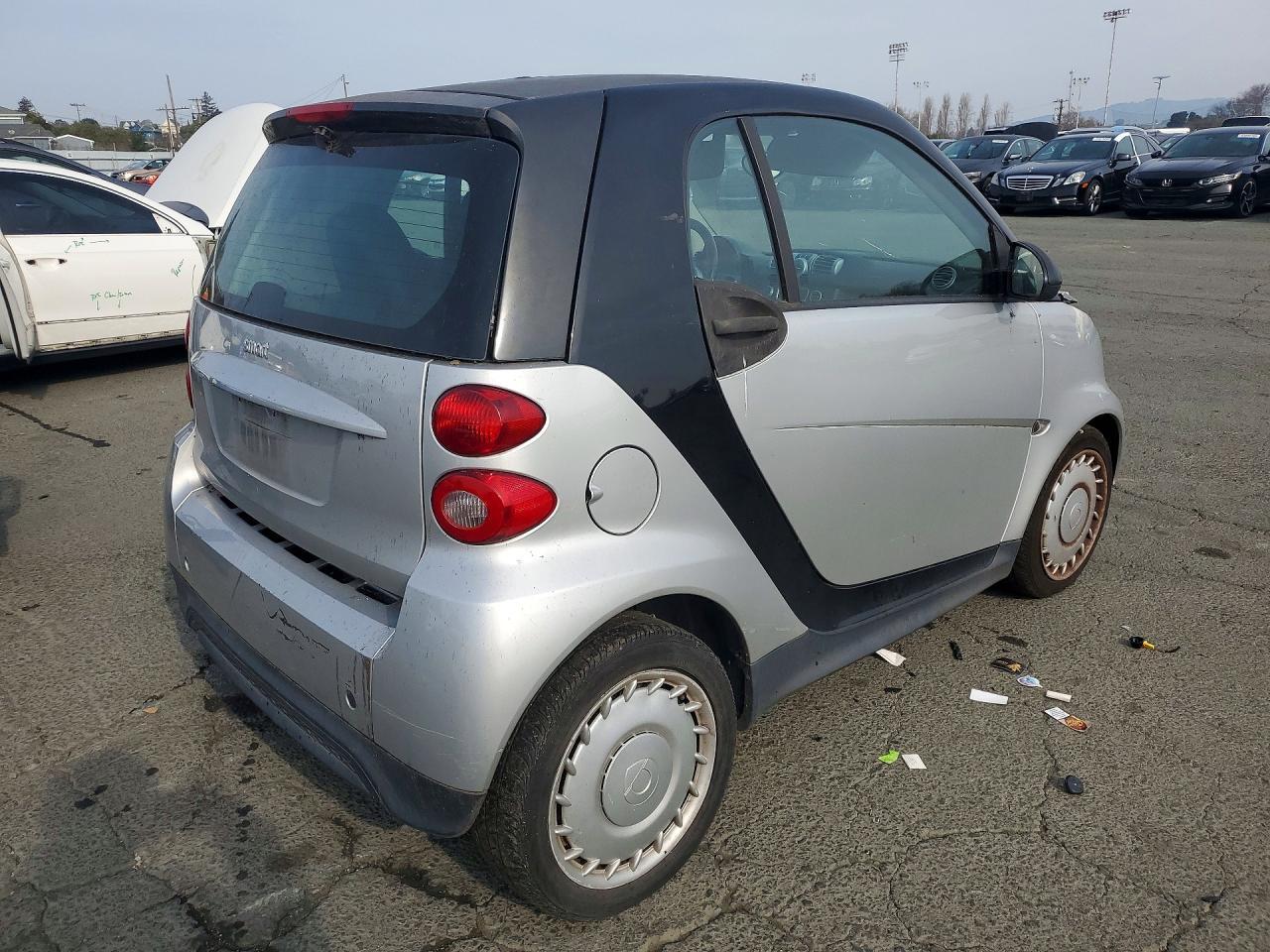 2013 Smart Fortwo Pure - Image 3
