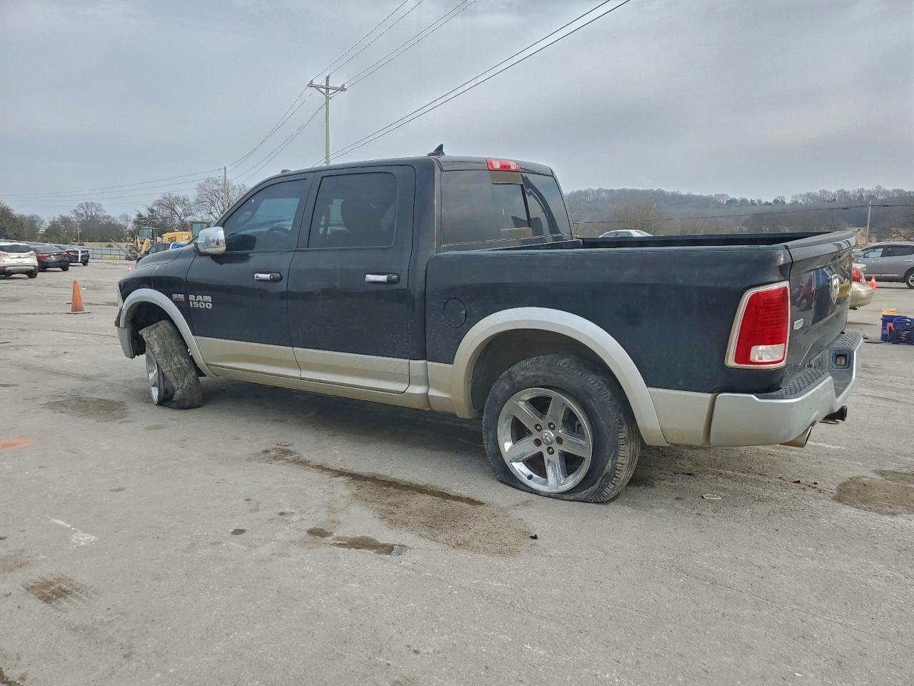 2017 Ram 1500 Laramie - Фото 2