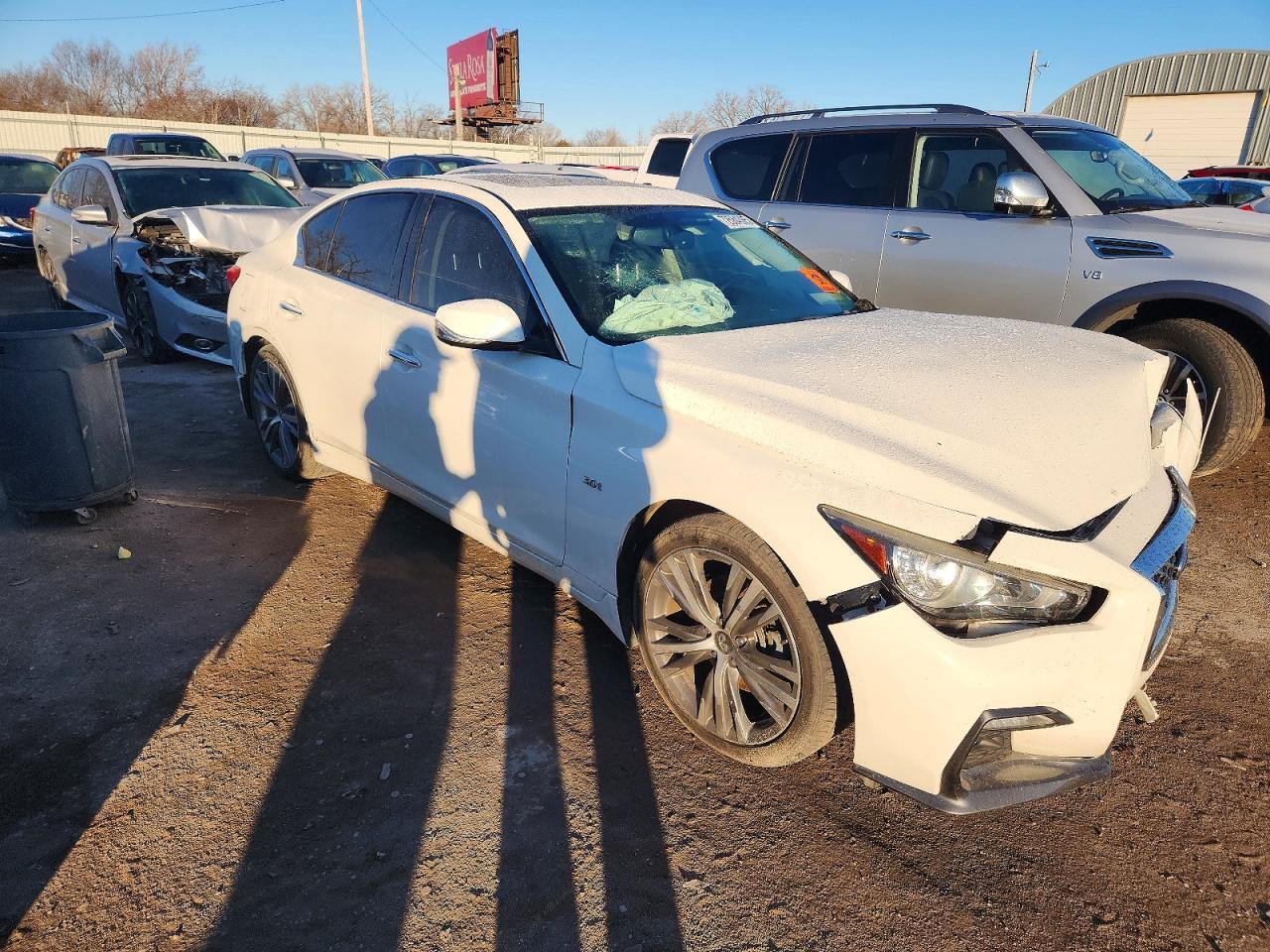 2018 Infiniti Q50 Luxe - Image 4