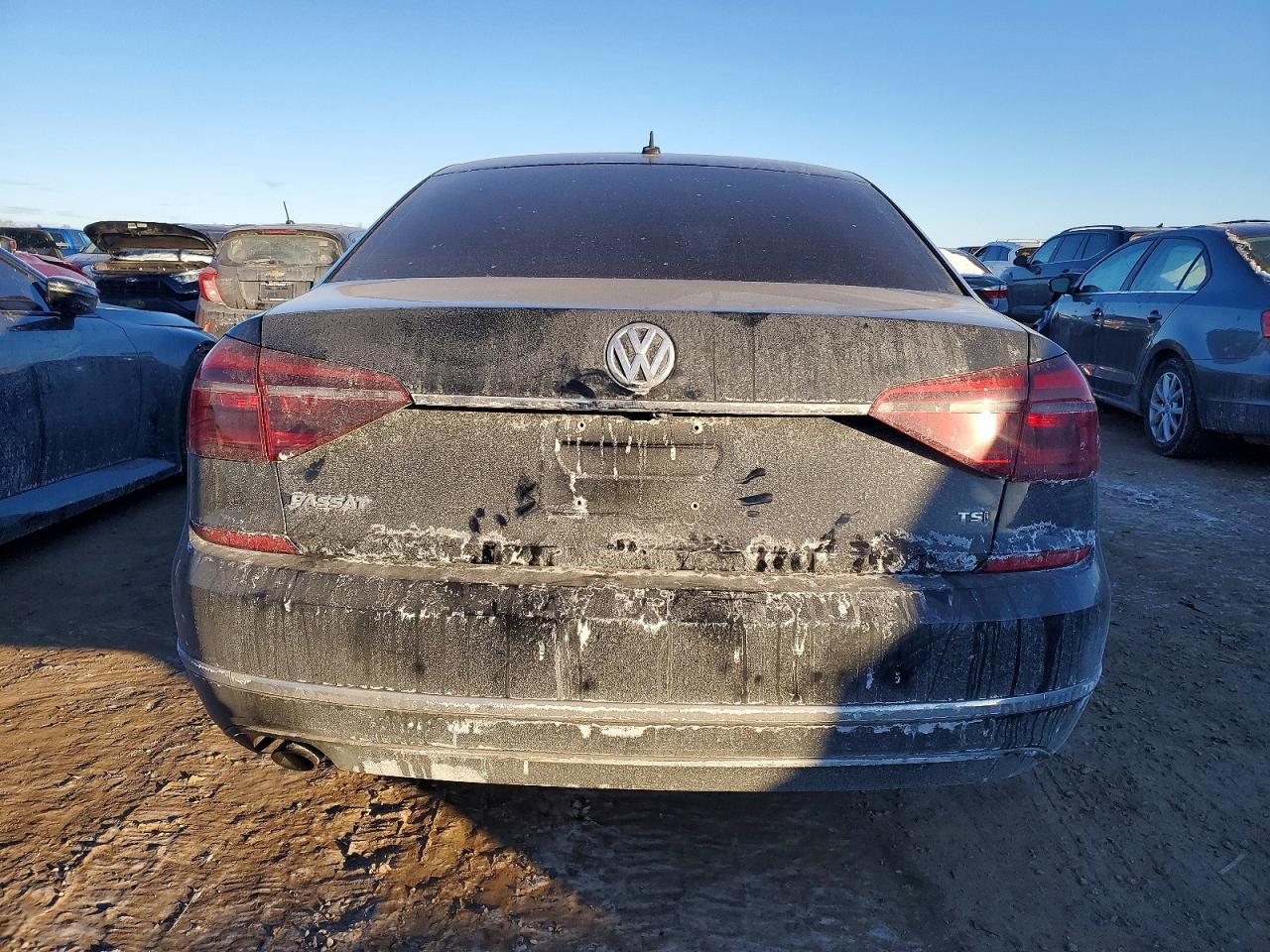 2017 Volk Passat S - Фото 6