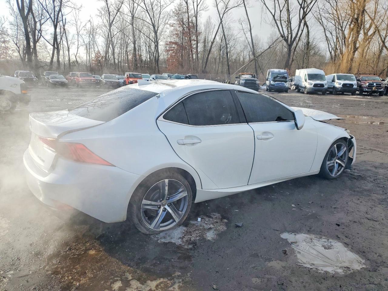 2017 Lexus Is 300 - Image 3