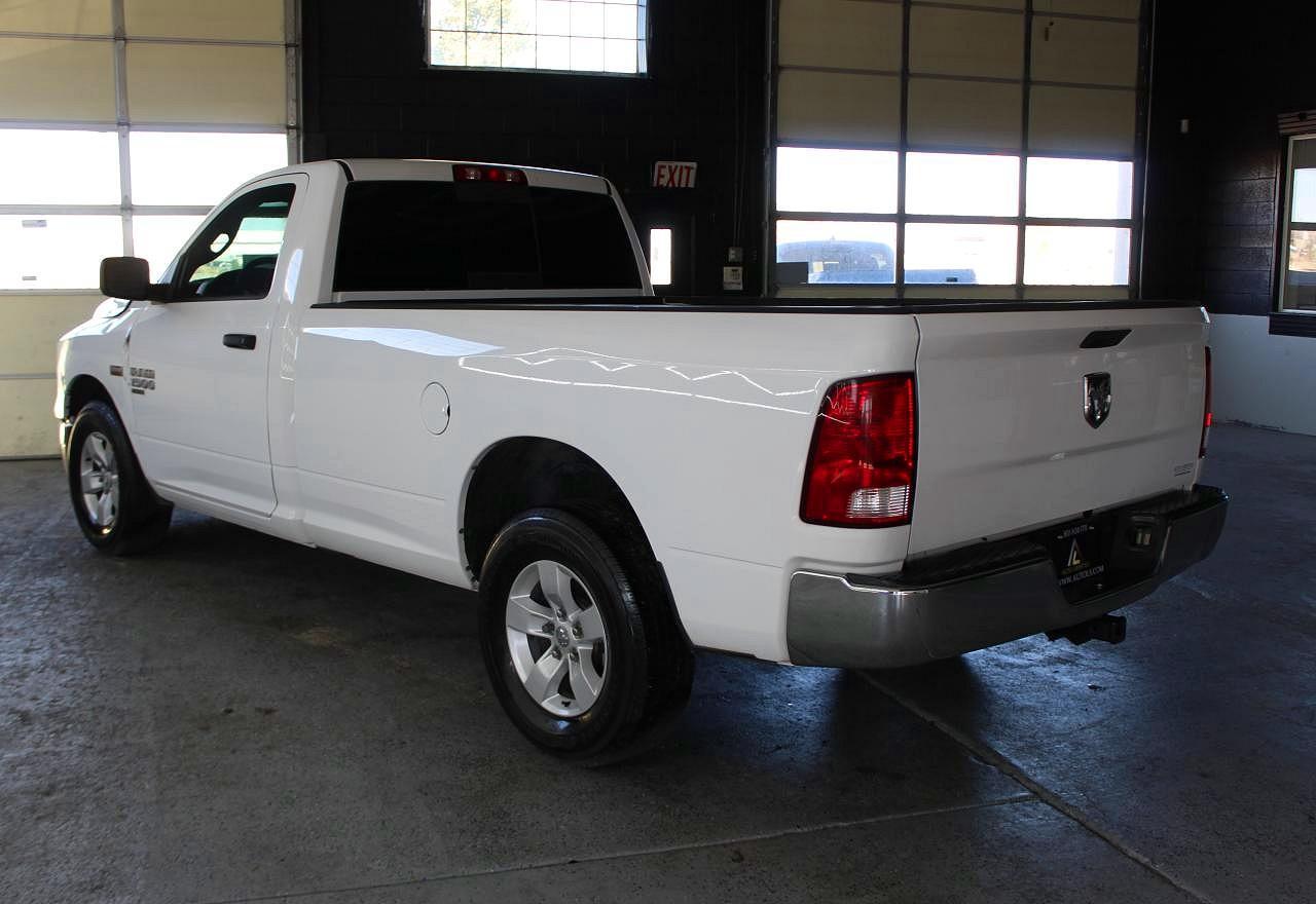 2019 Ram 1500 Classic Tradesman - Фото 4