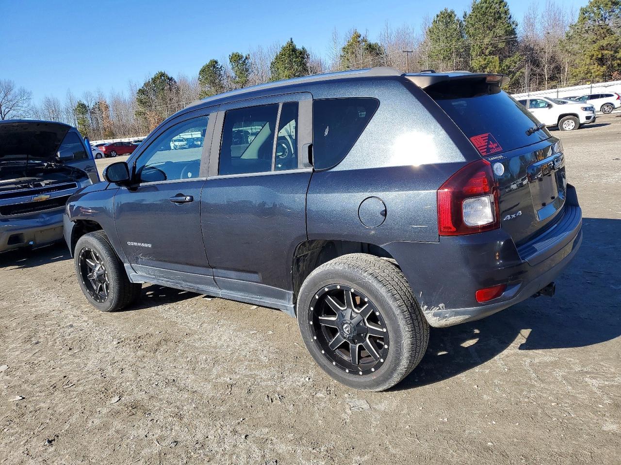 2014 Jeep Compass - Фото 2