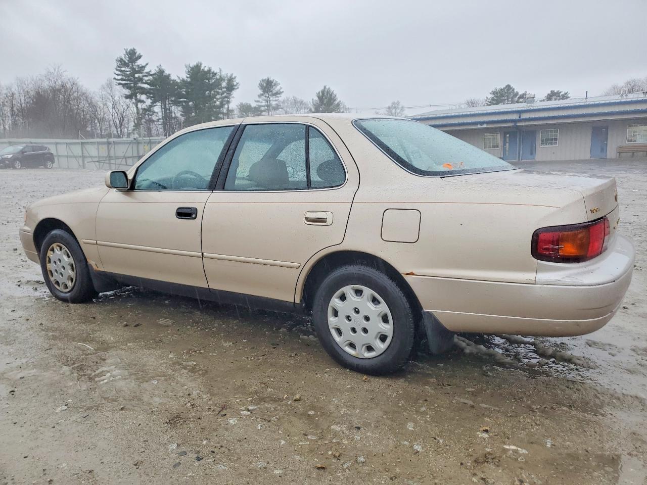 1996 Toyota Camry Dx - Фото 2