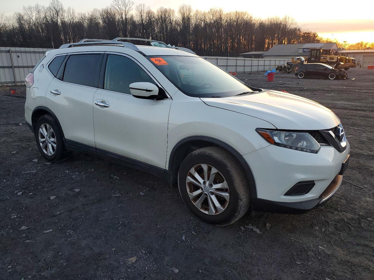 2016 Nissan Rogue S - Фото 4