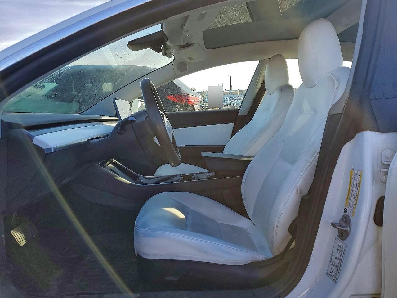 2019 Tesla Model 3 - Фото 7