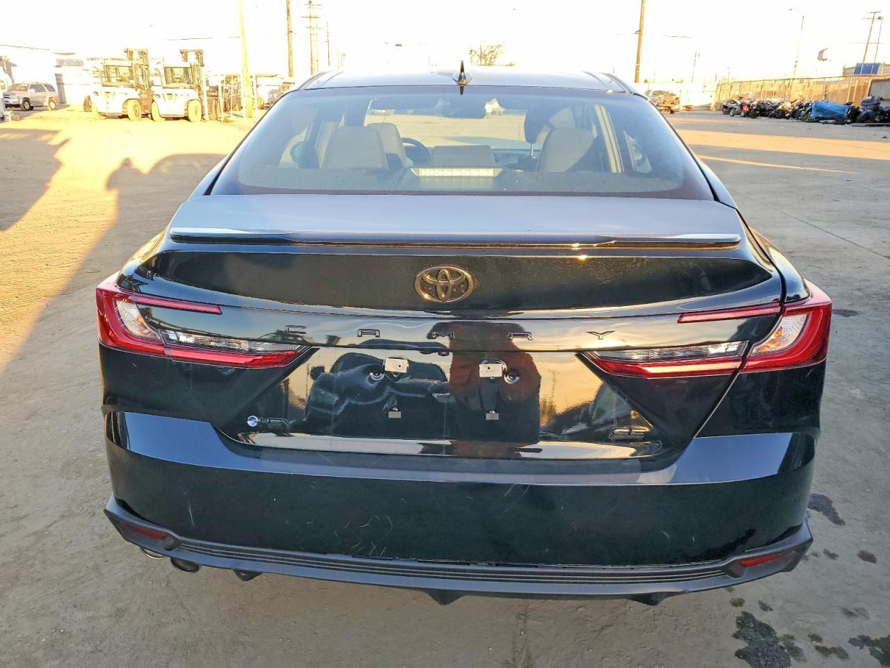 2025 Toyota Camry Xse - Фото 6