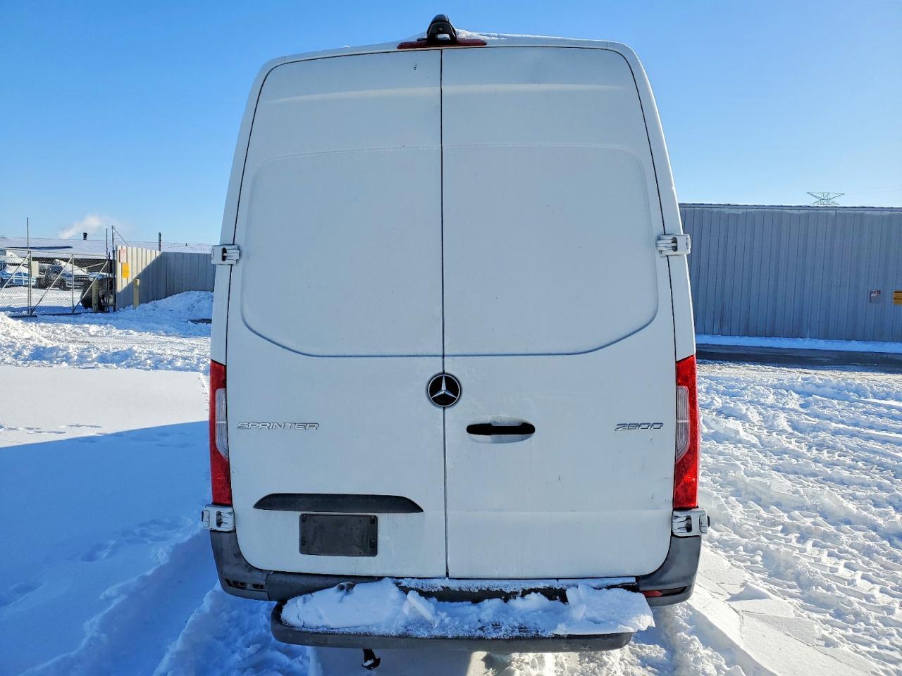 2021 Mercedes-Benz Sprinter 2500 - Фото 6