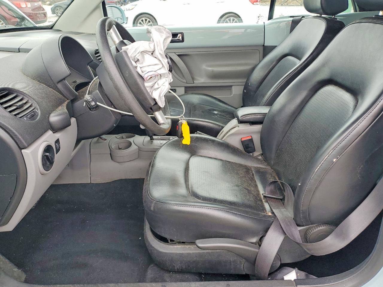 2005 Volkswagen New Beetle Gls - Фото 7