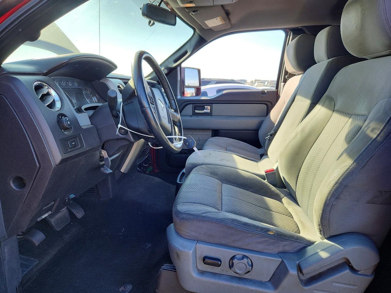 2012 Ford F150 Super Cab - Фото 7