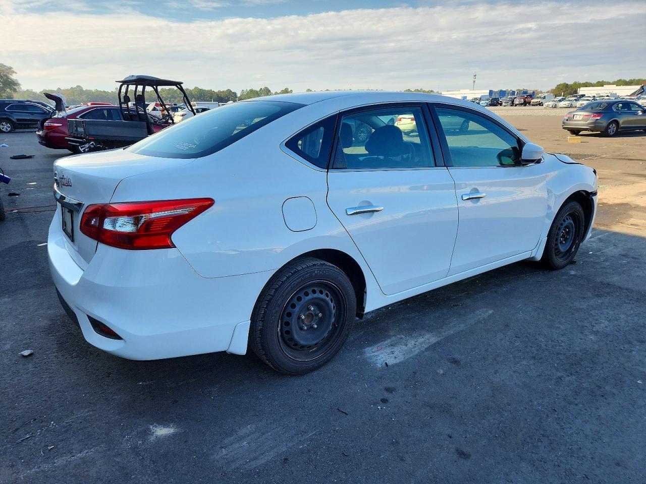 2019 Nissan Sentra S - Фото 3