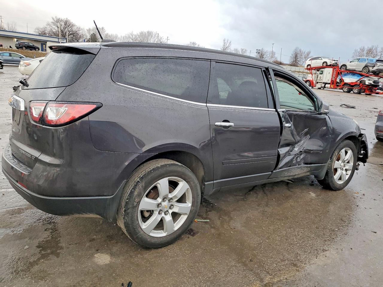 2016 Chevrolet Traverse Lt - Image 3