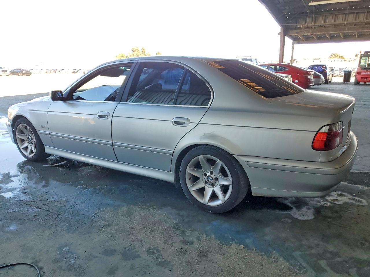 2002 BMW 5 Series - Image 2