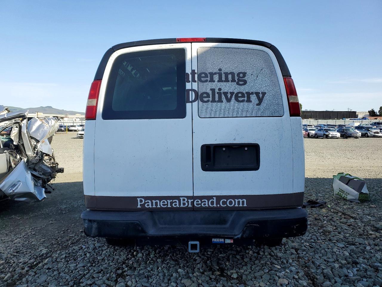 2005 Chevrolet Express 2500 - Фото 6