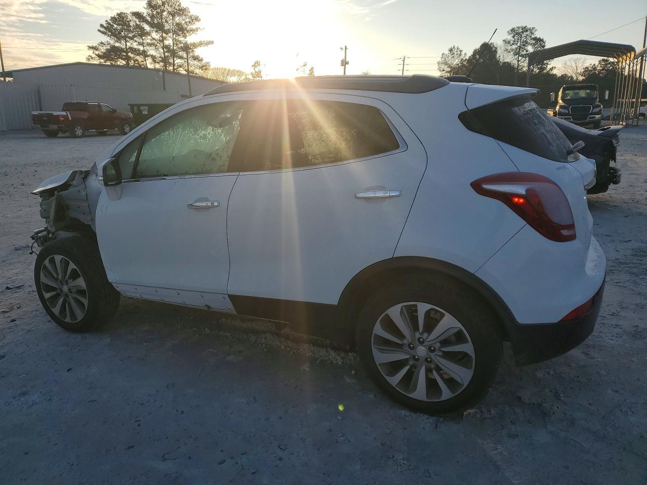 2019 Buick Encore Preferred - Фото 2