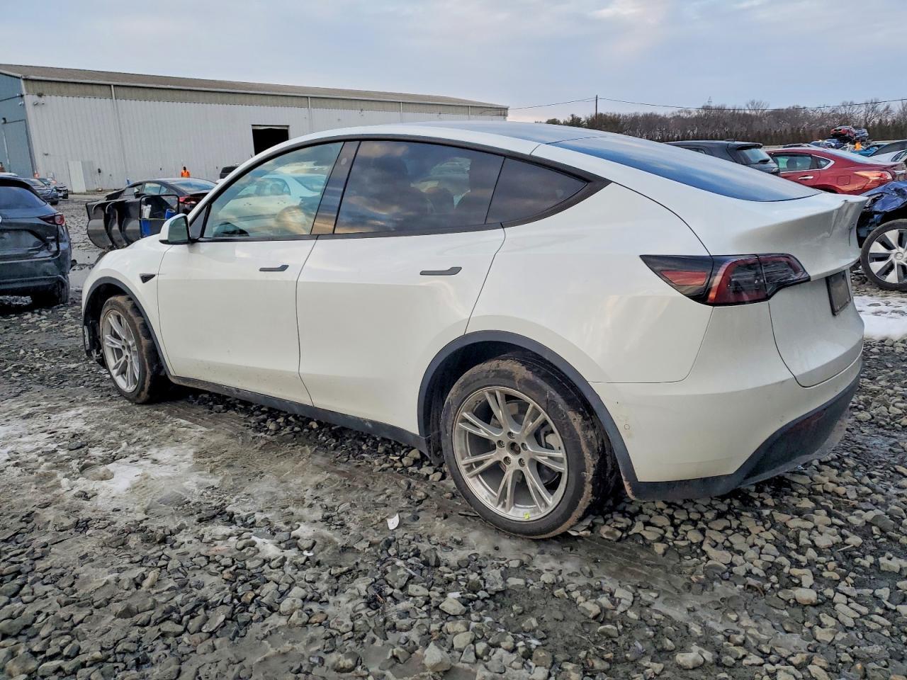2022 Tesla Model Y - Image 2