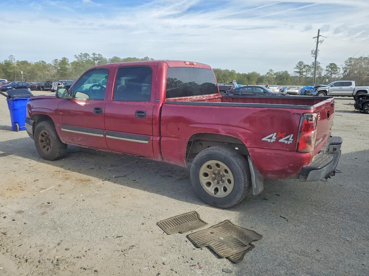 2005 Chevrolet Silverado K1500 - Image 2
