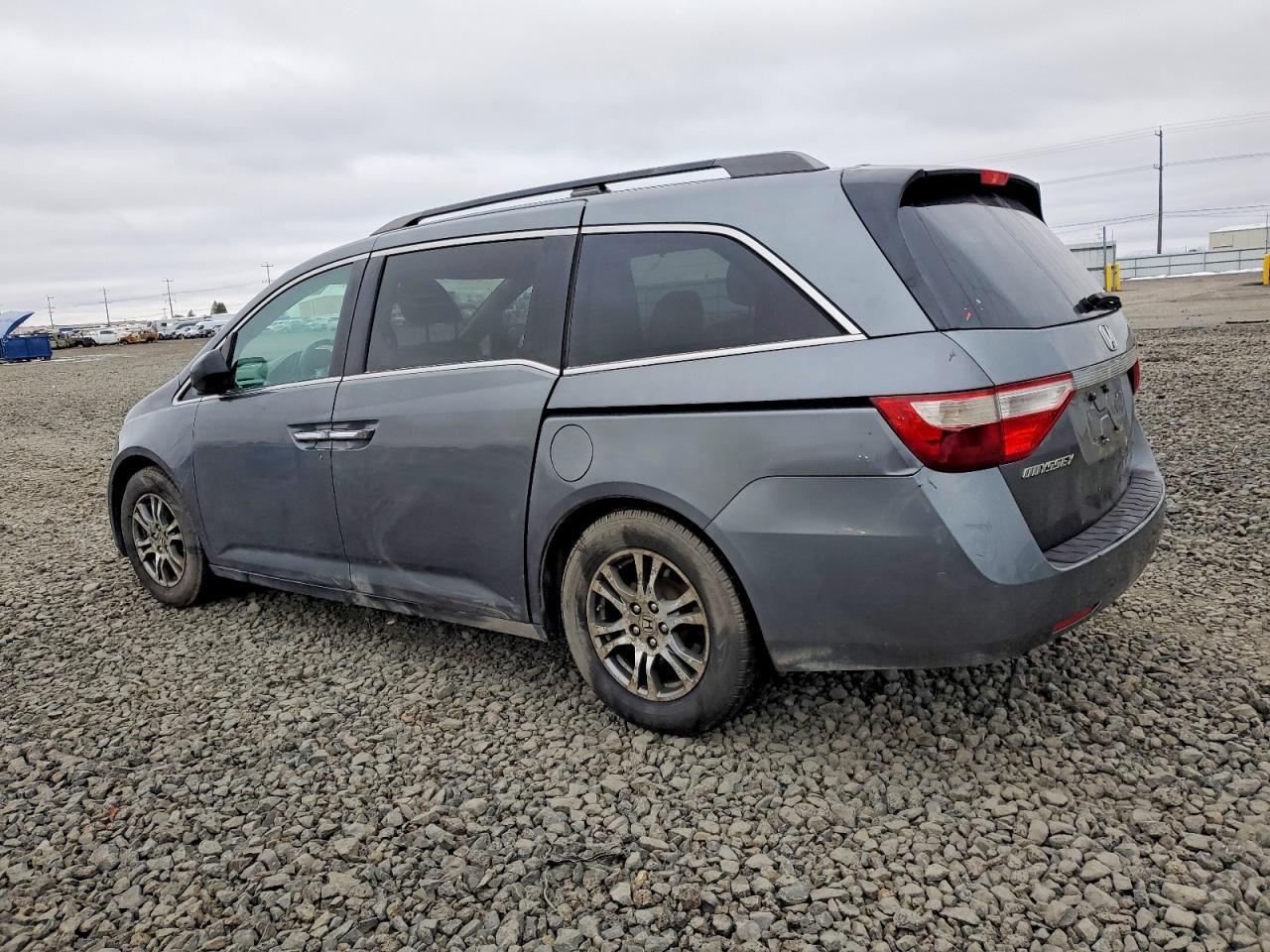 2011 Honda Odyssey Exl - Image 2