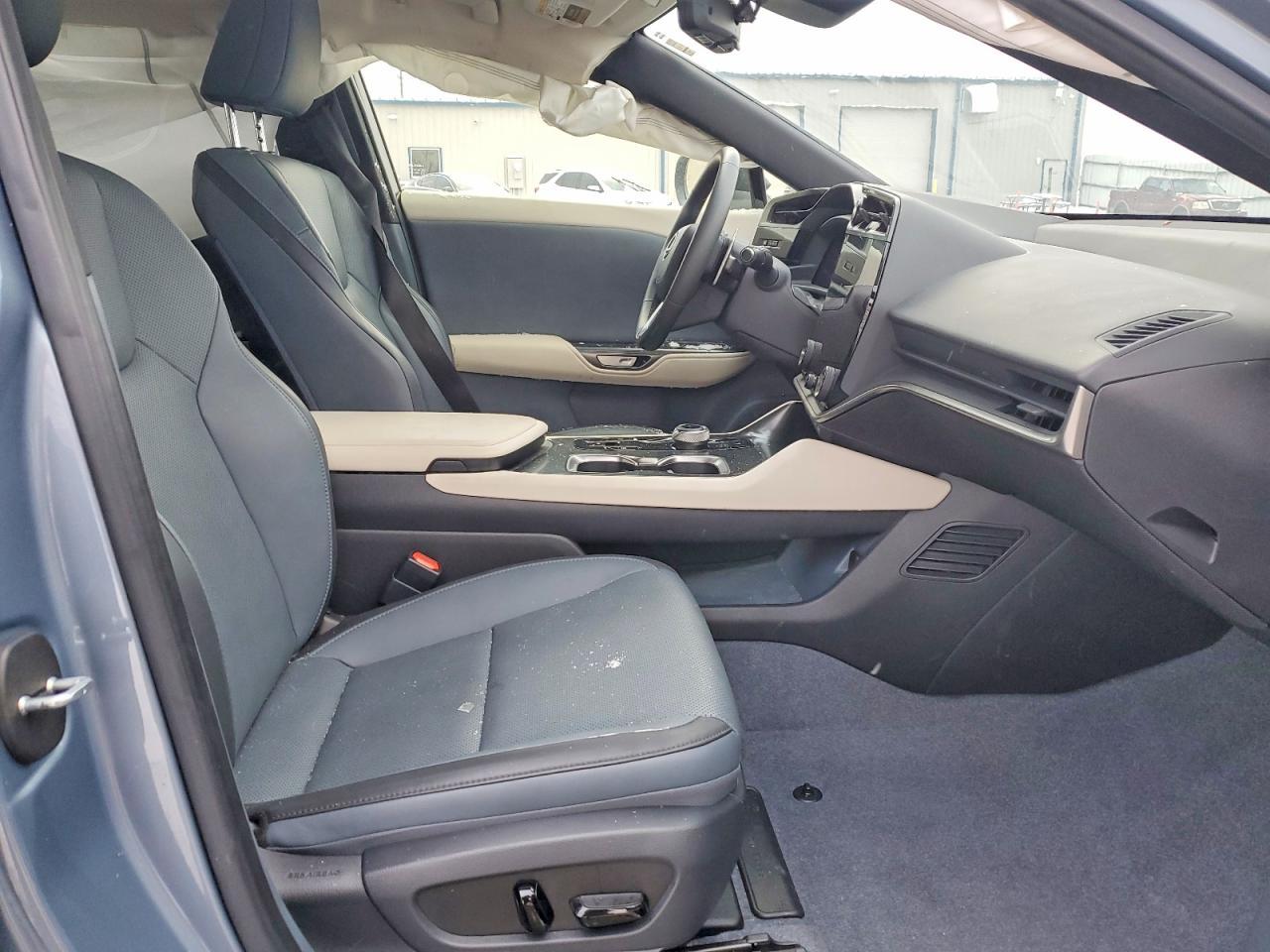 2023 Lexus Rz 450E - Фото 7