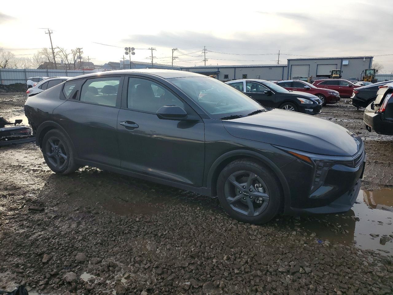 2025 Kia K4 Lx - Image 4