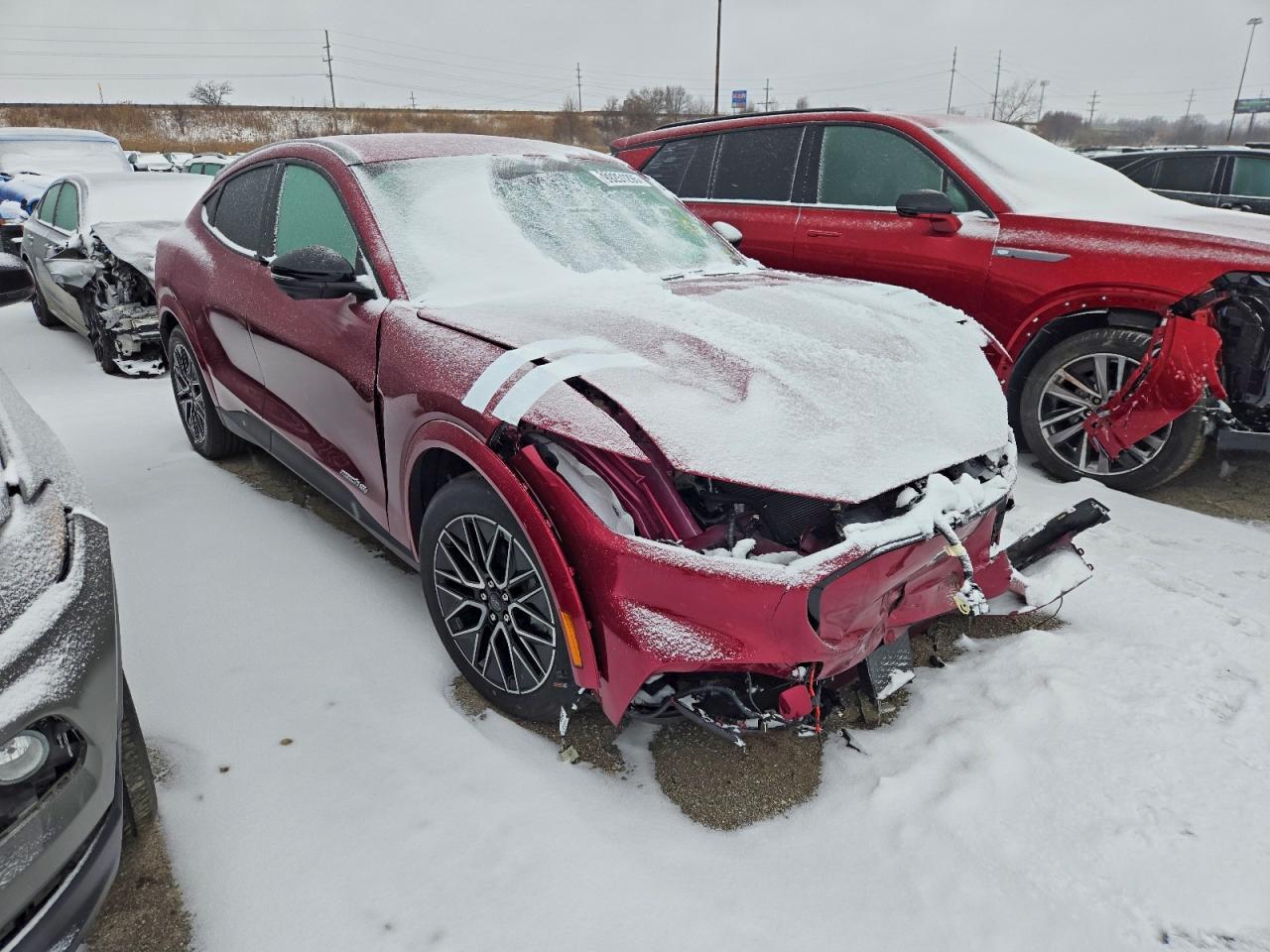 2025 Ford Mustang Mach-E Premium - Image 4