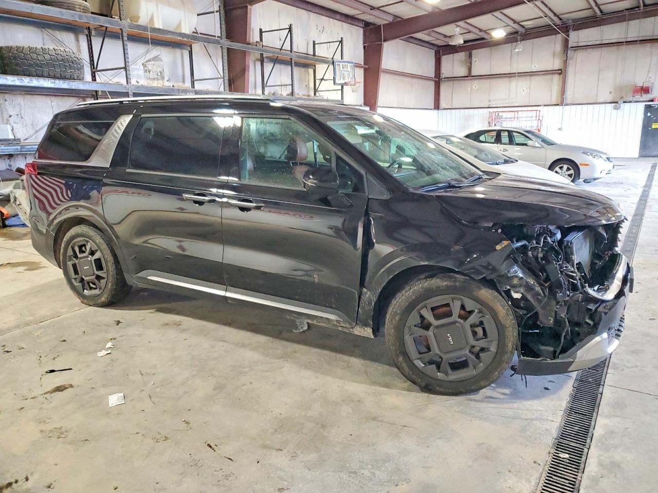 2025 Kia Carnival Sx - Фото 4