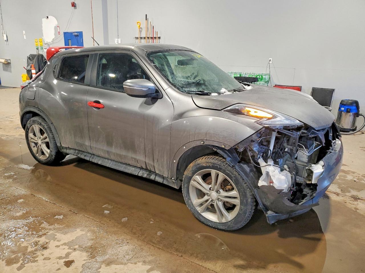 2015 Nissan Juke S - Фото 4