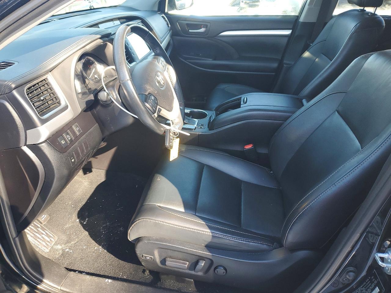 2019 Toyota Highlander Se - Фото 7