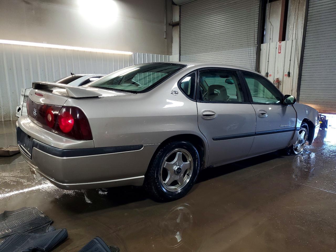 2002 Chevrolet Impala Ls - Фото 3