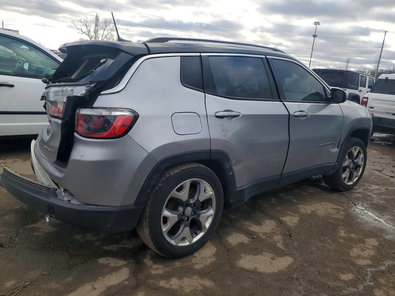 2019 Jeep Compass Limited - Image 3
