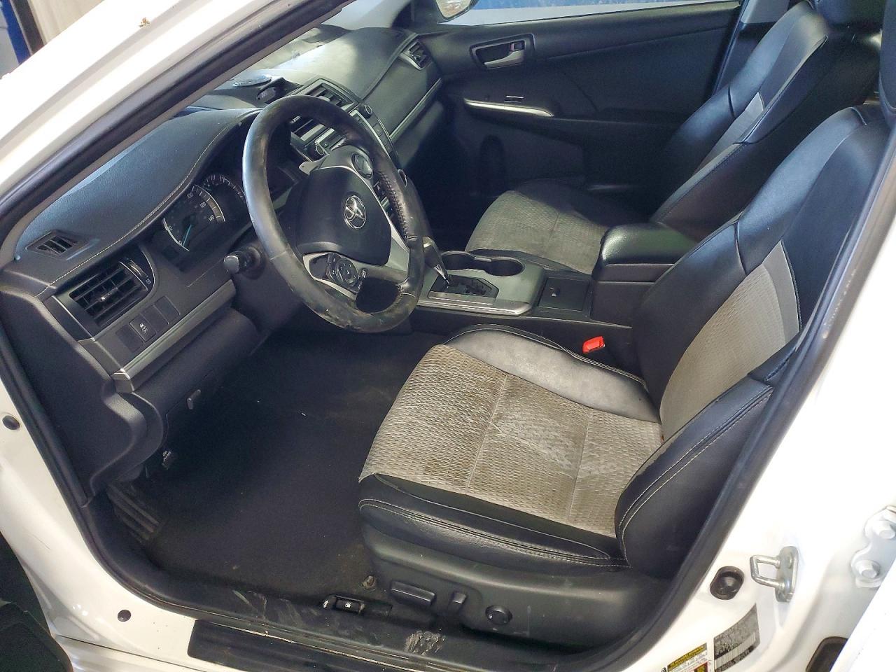 2013 Toyota Camry L - Фото 7