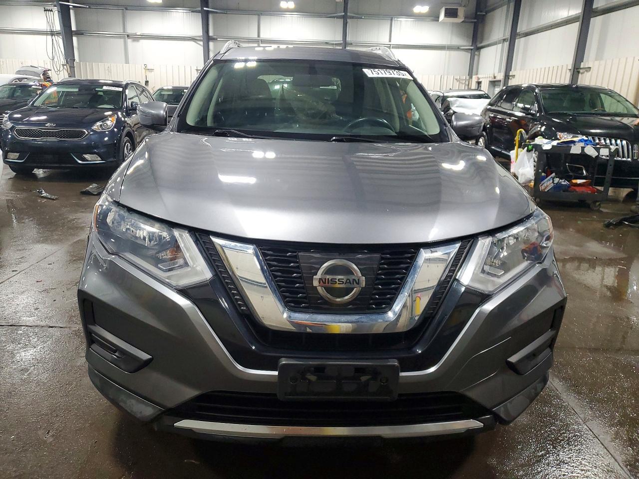 2017 Nissan Rogue S - Image 5
