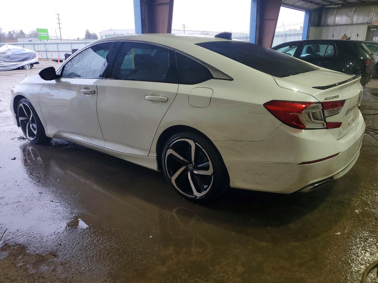 2022 Honda Accord Sport Se - Image 2
