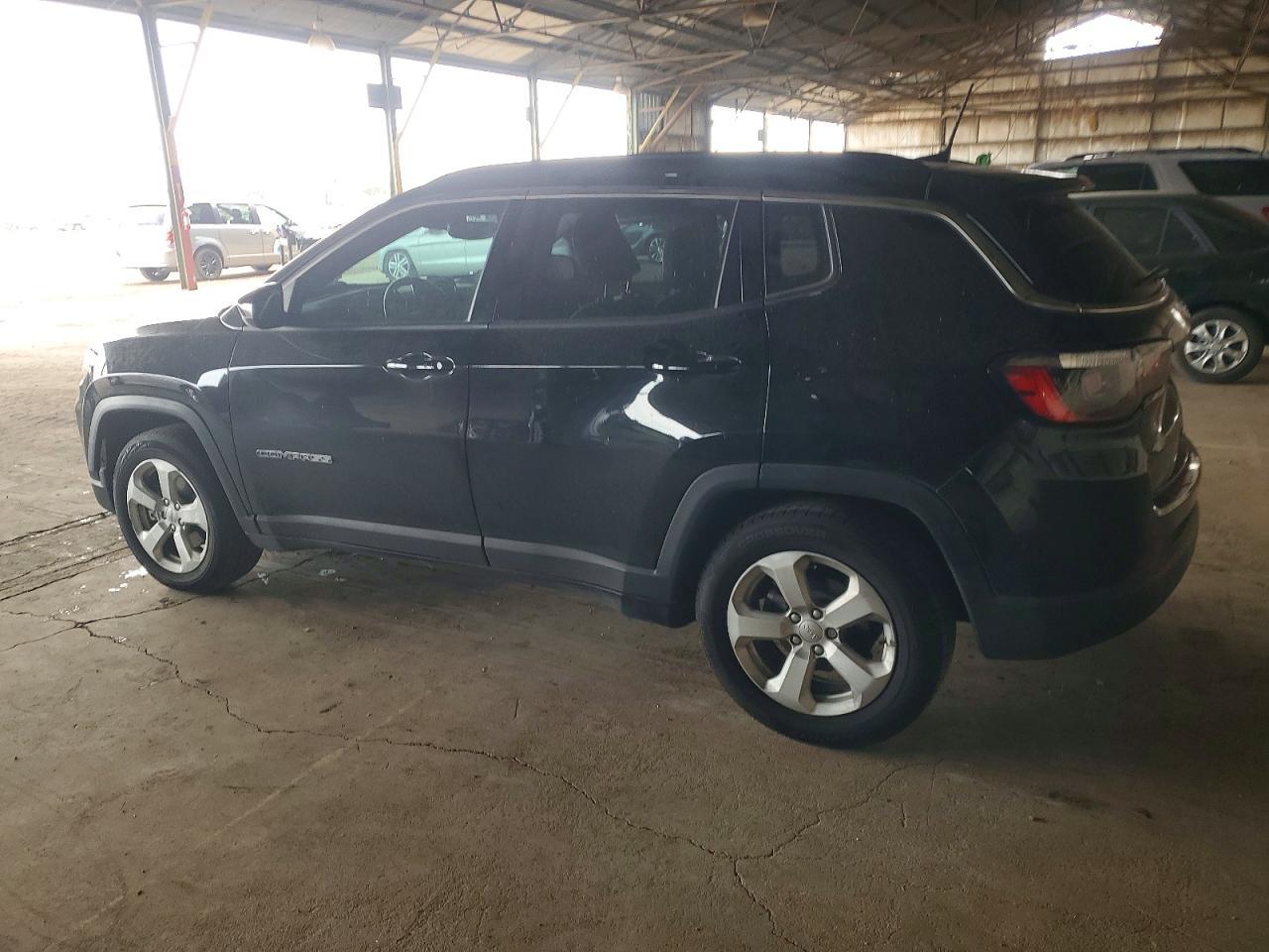 2022 Jeep Compass Latitude - Фото 2