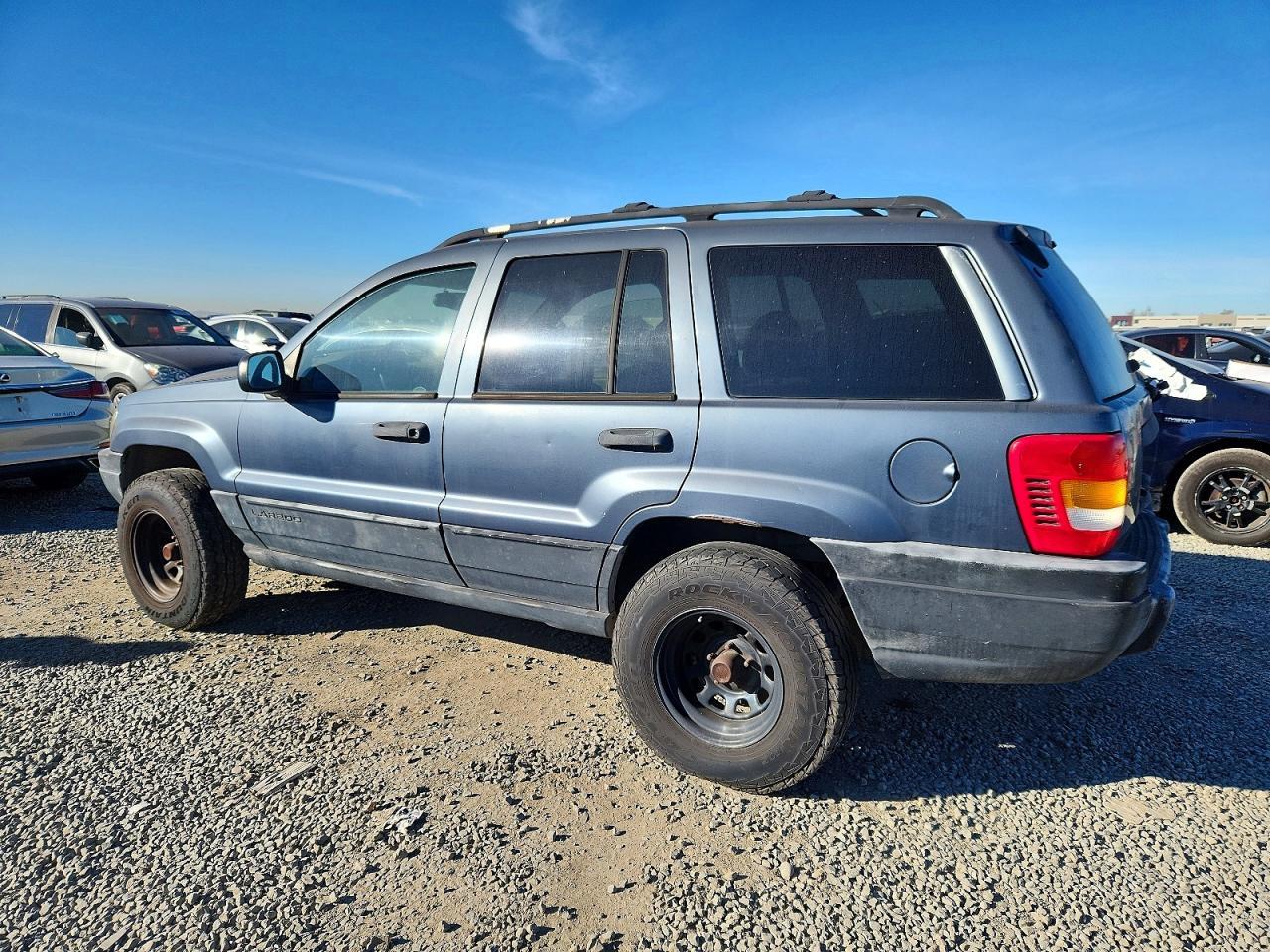 2001 Jeep Grand Cherokee Laredo - Фото 2