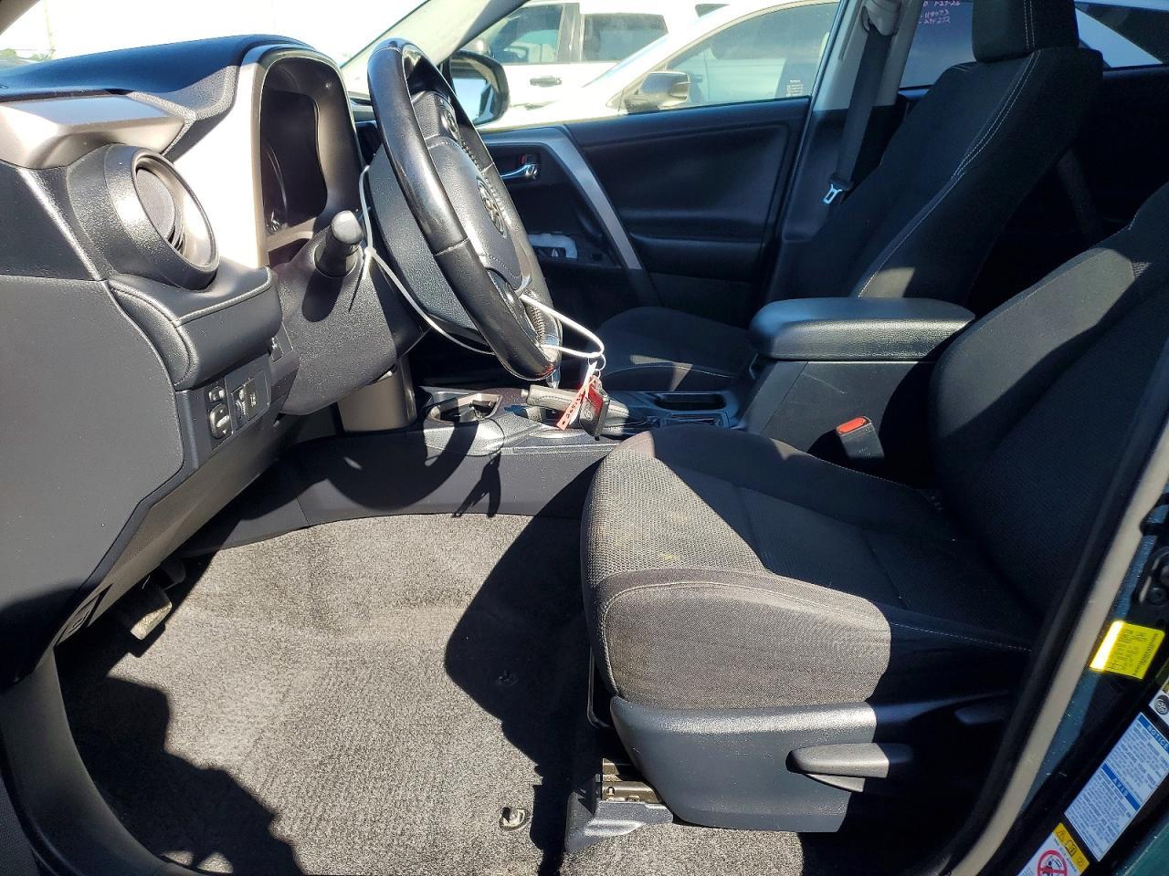 2018 Toyota Rav4 Xle - Image 7
