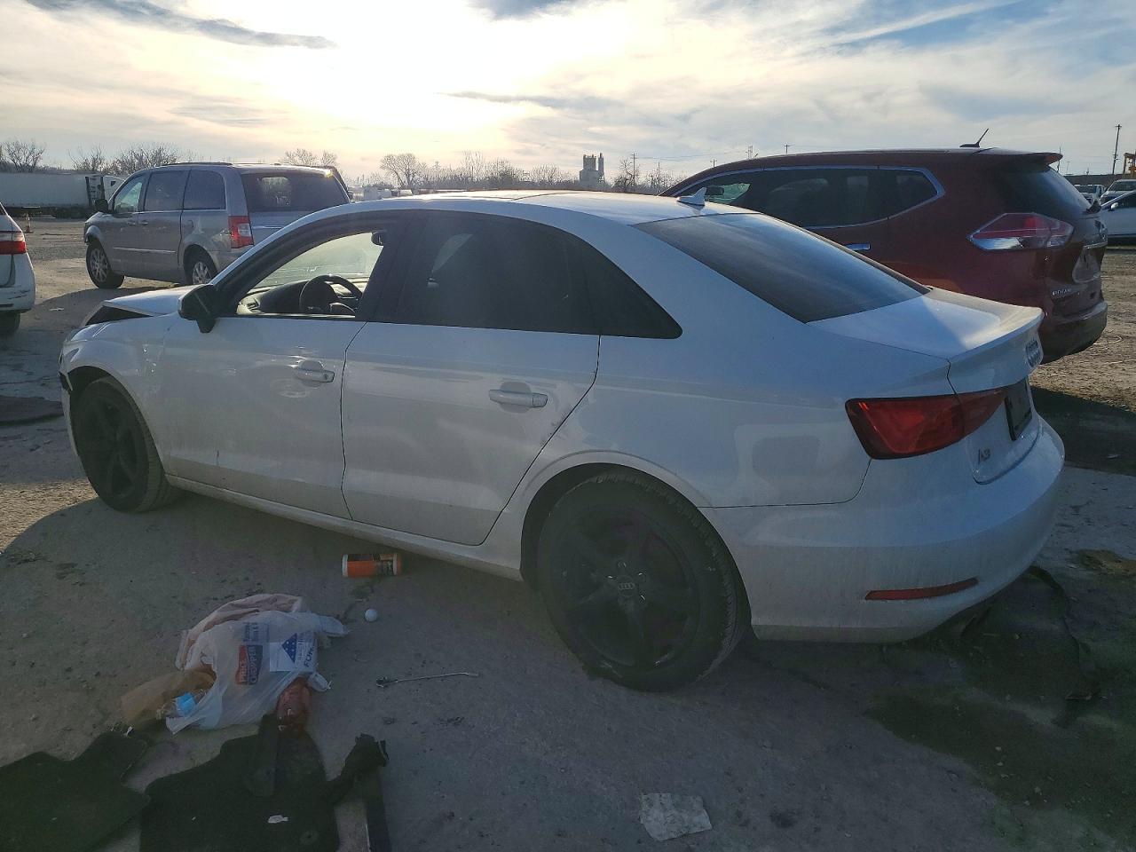 2015 Audi A3 Premium - Фото 2