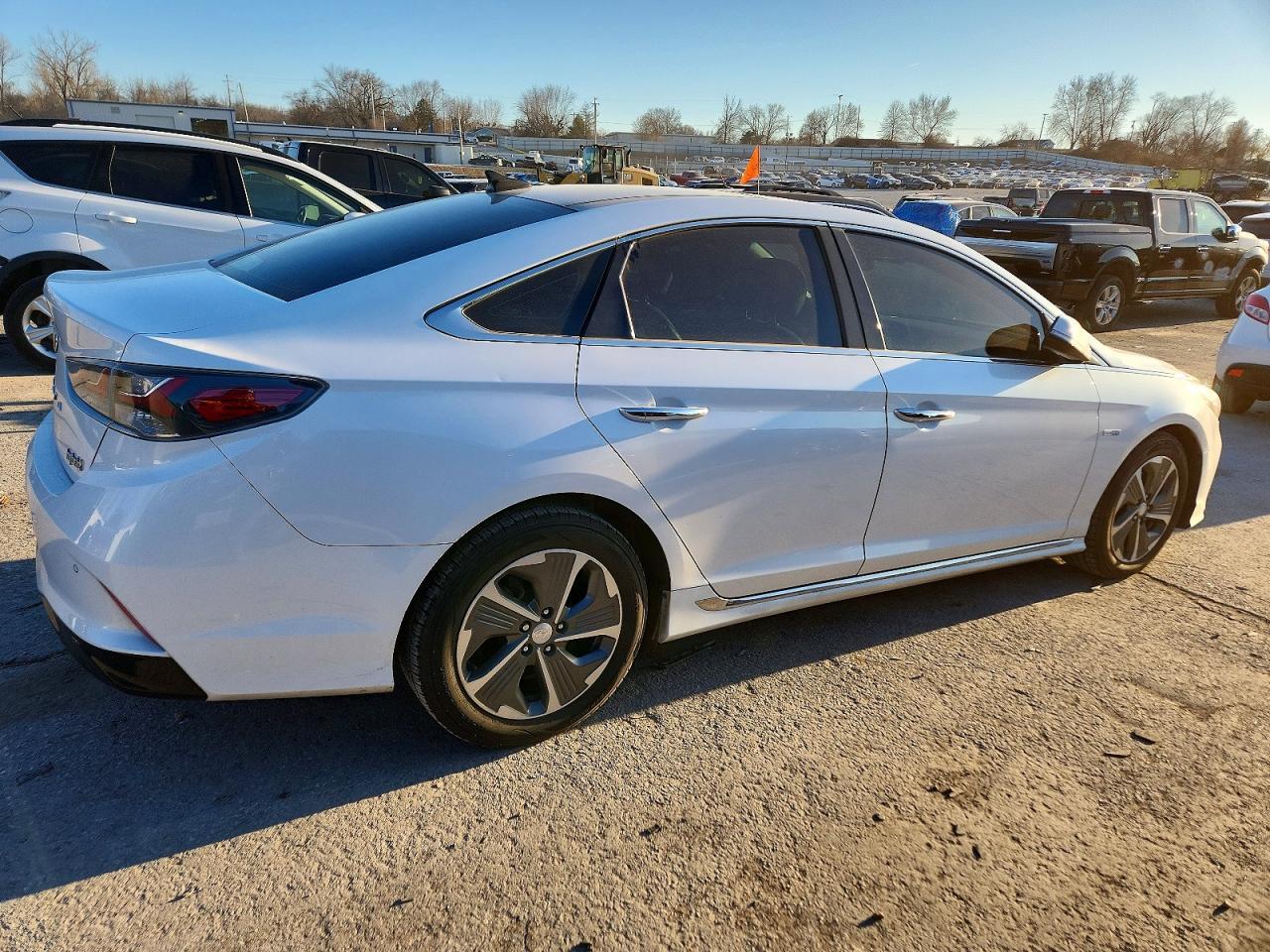 2019 Hyundai Sonata Hybrid - Фото 3