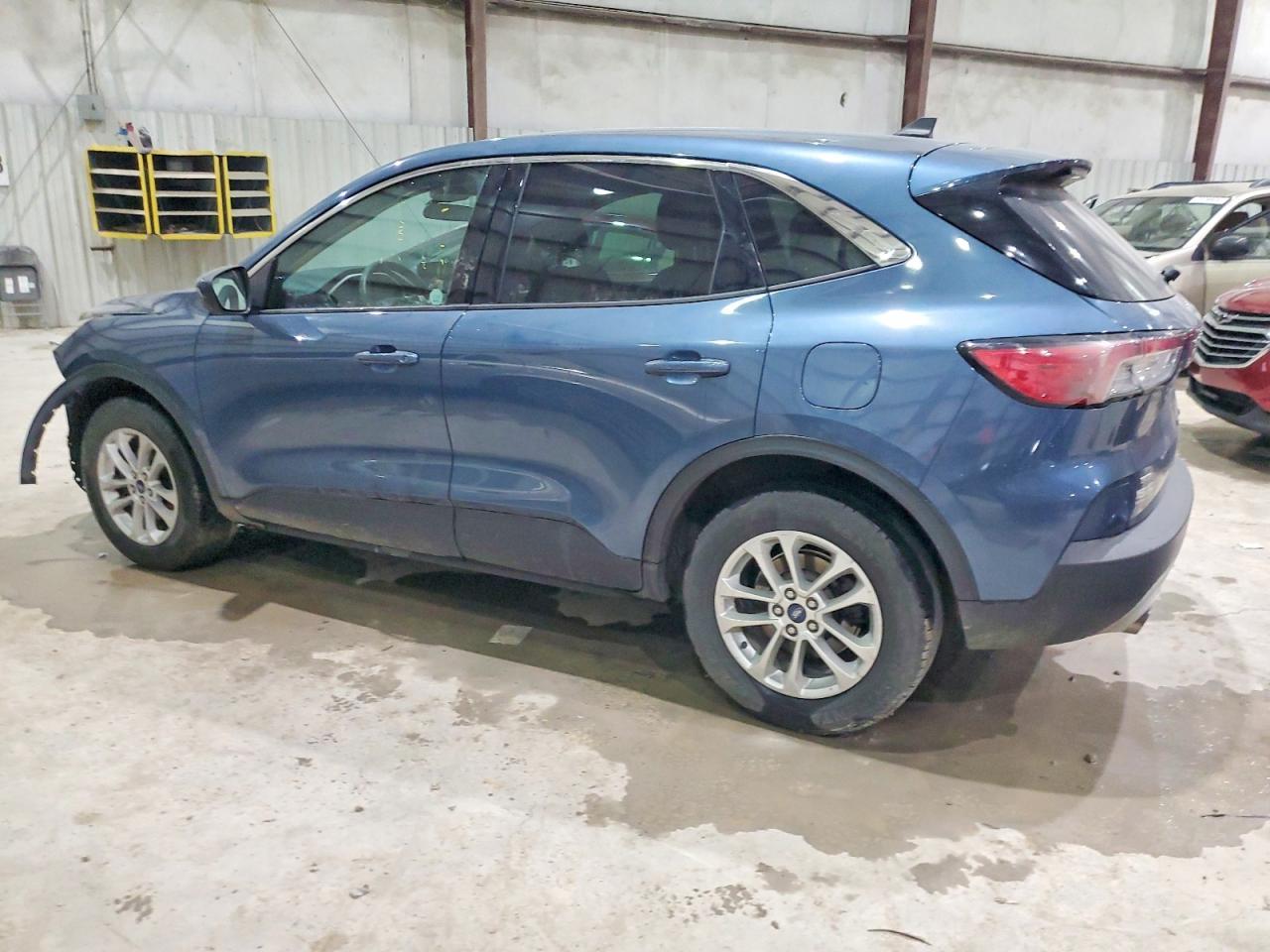 2020 Ford Escape Se - Фото 2