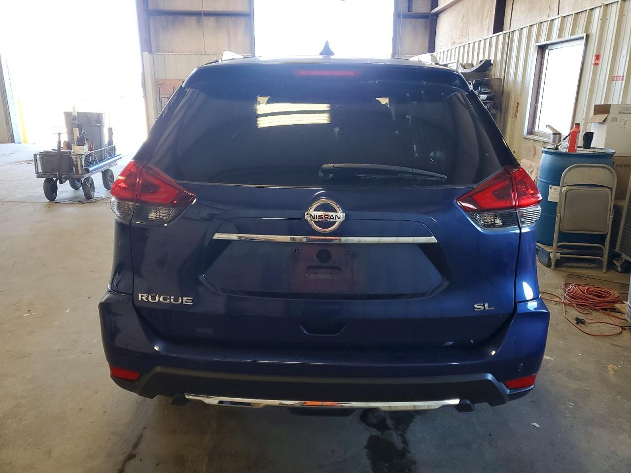 2019 Nissan Rogue S - Фото 6